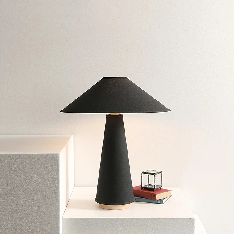 Magellan Table Lamp